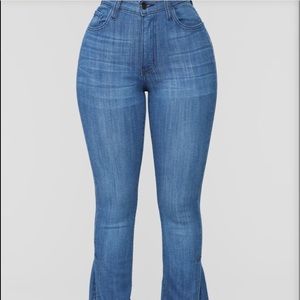 OPEN FLARE FASHION NOVA JEANS